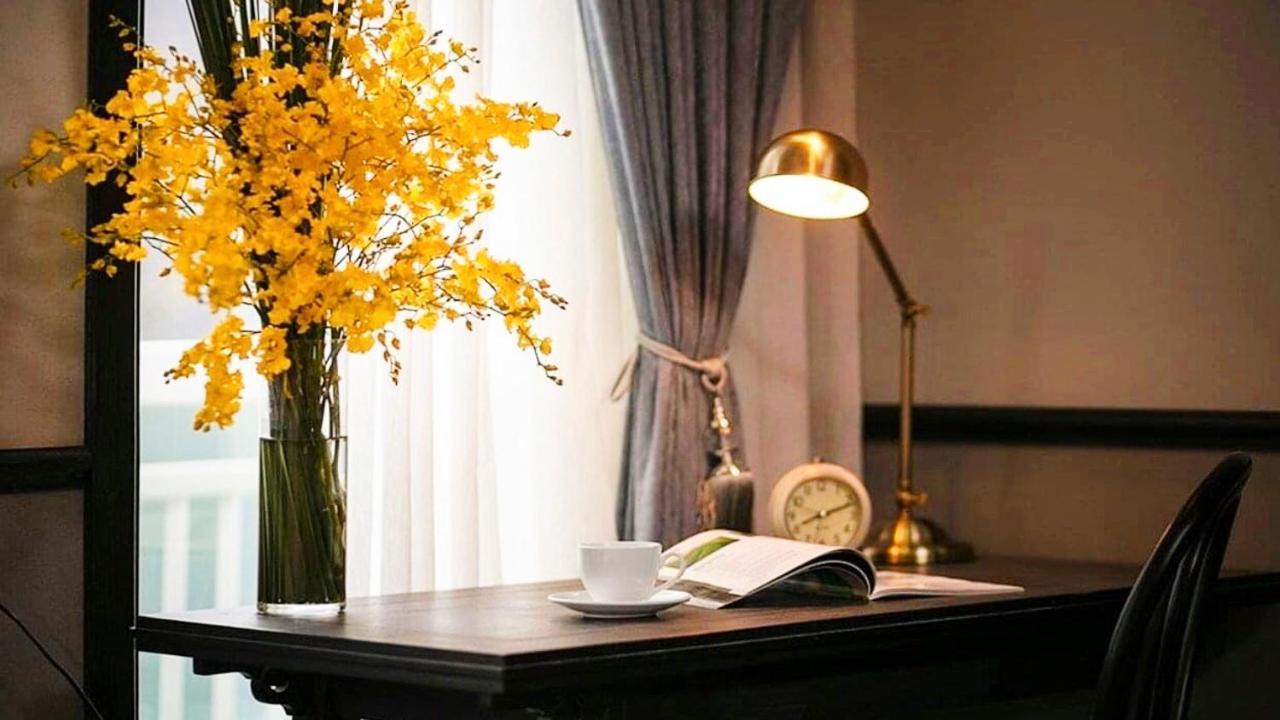 Lotus Elegance Cruise Hotel Ha Long Exterior foto