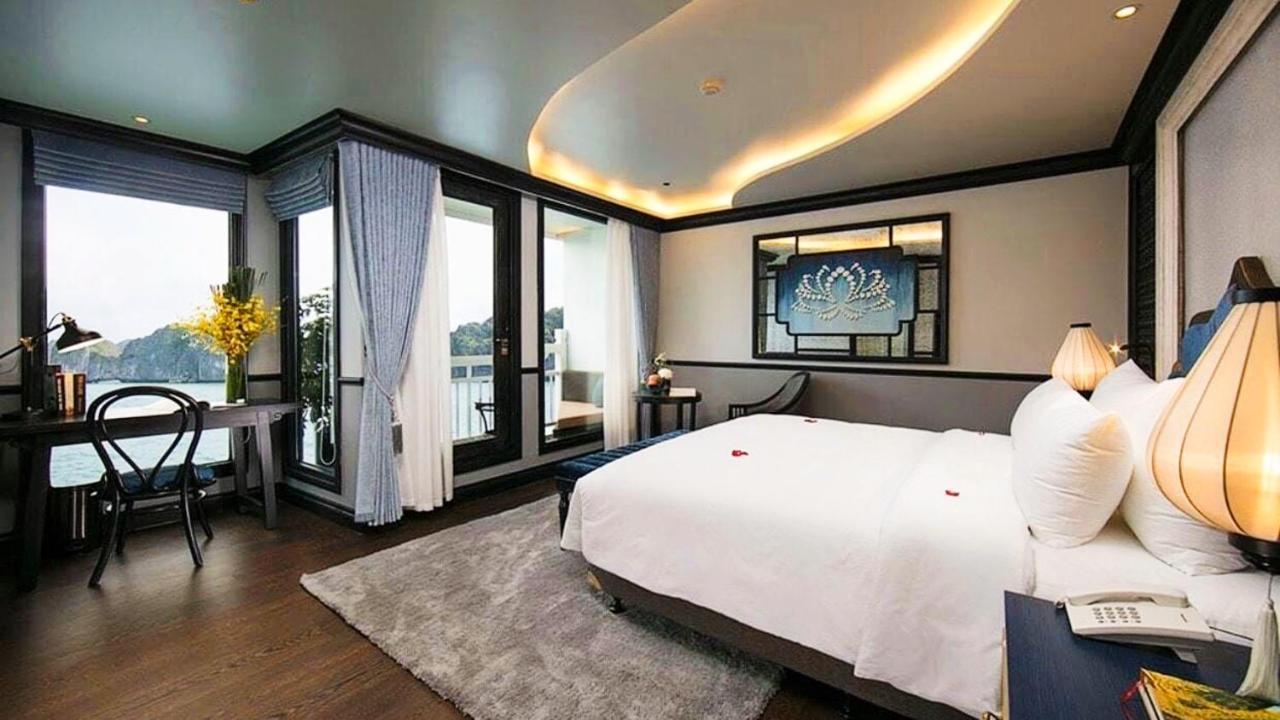 Lotus Elegance Cruise Hotel Ha Long Exterior foto