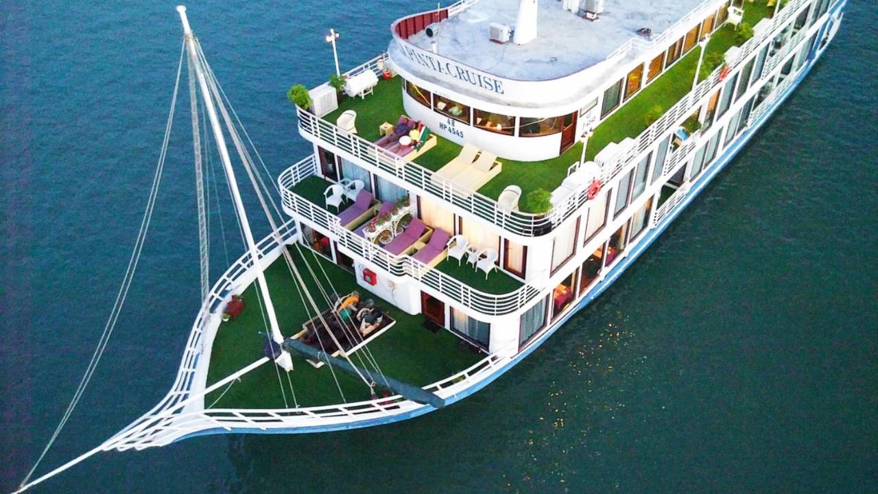 Lotus Elegance Cruise Hotel Ha Long Exterior foto