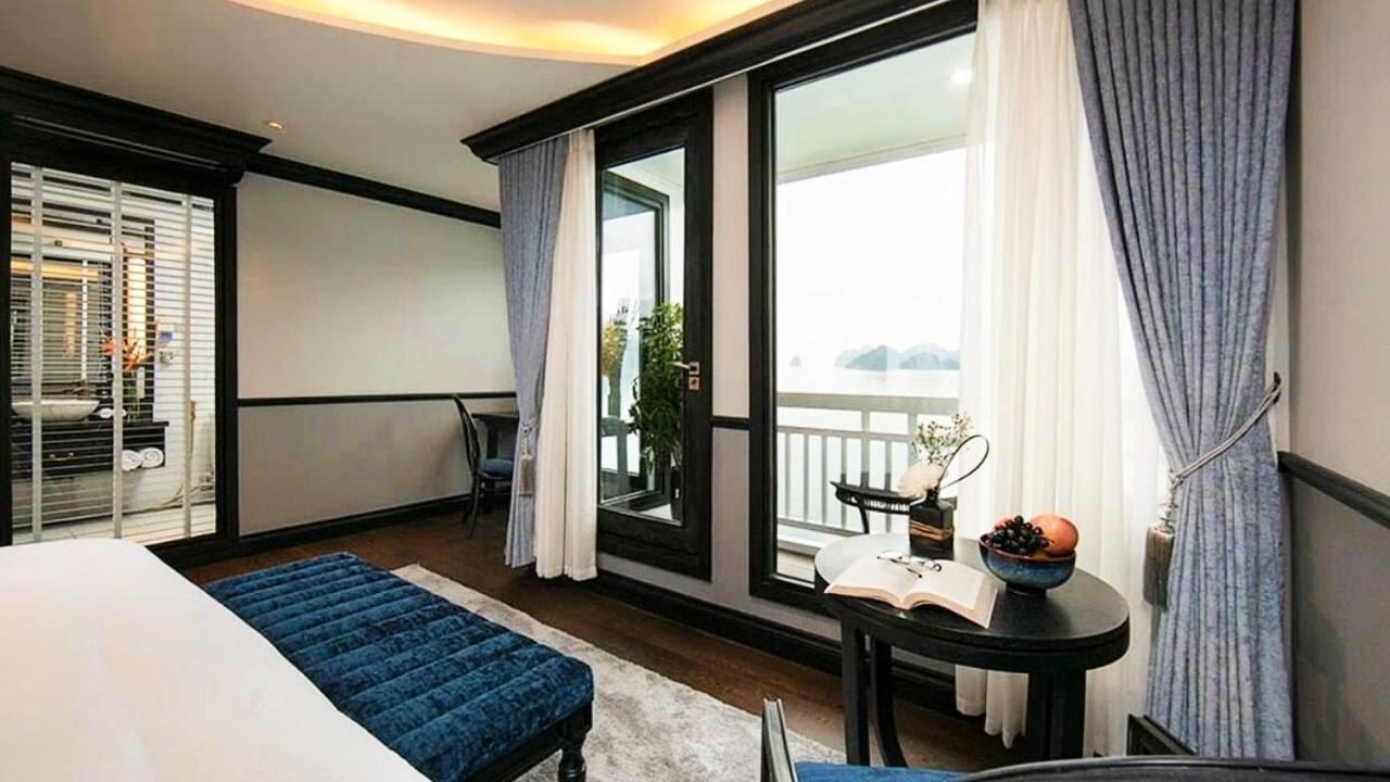 Lotus Elegance Cruise Hotel Ha Long Exterior foto