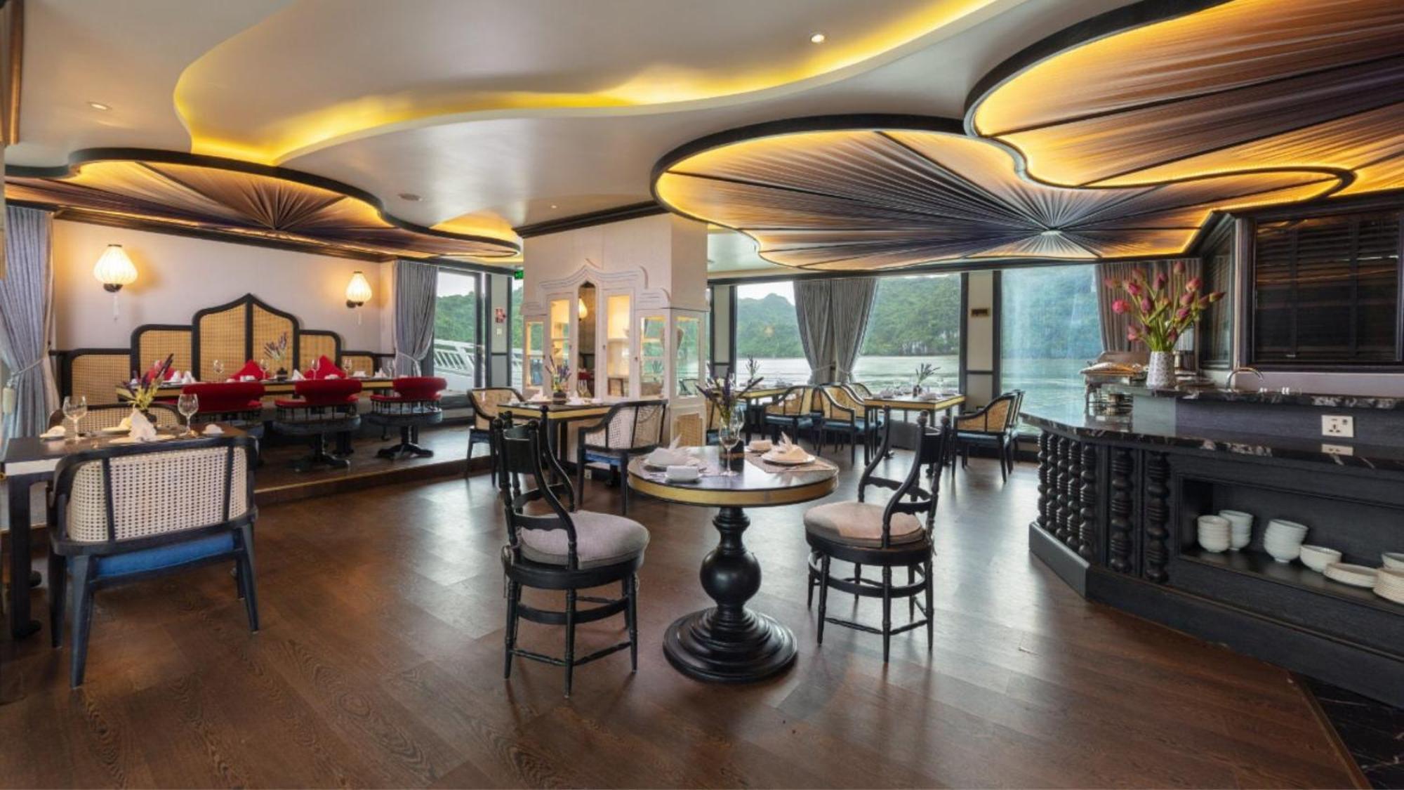 Lotus Elegance Cruise Hotel Ha Long Exterior foto